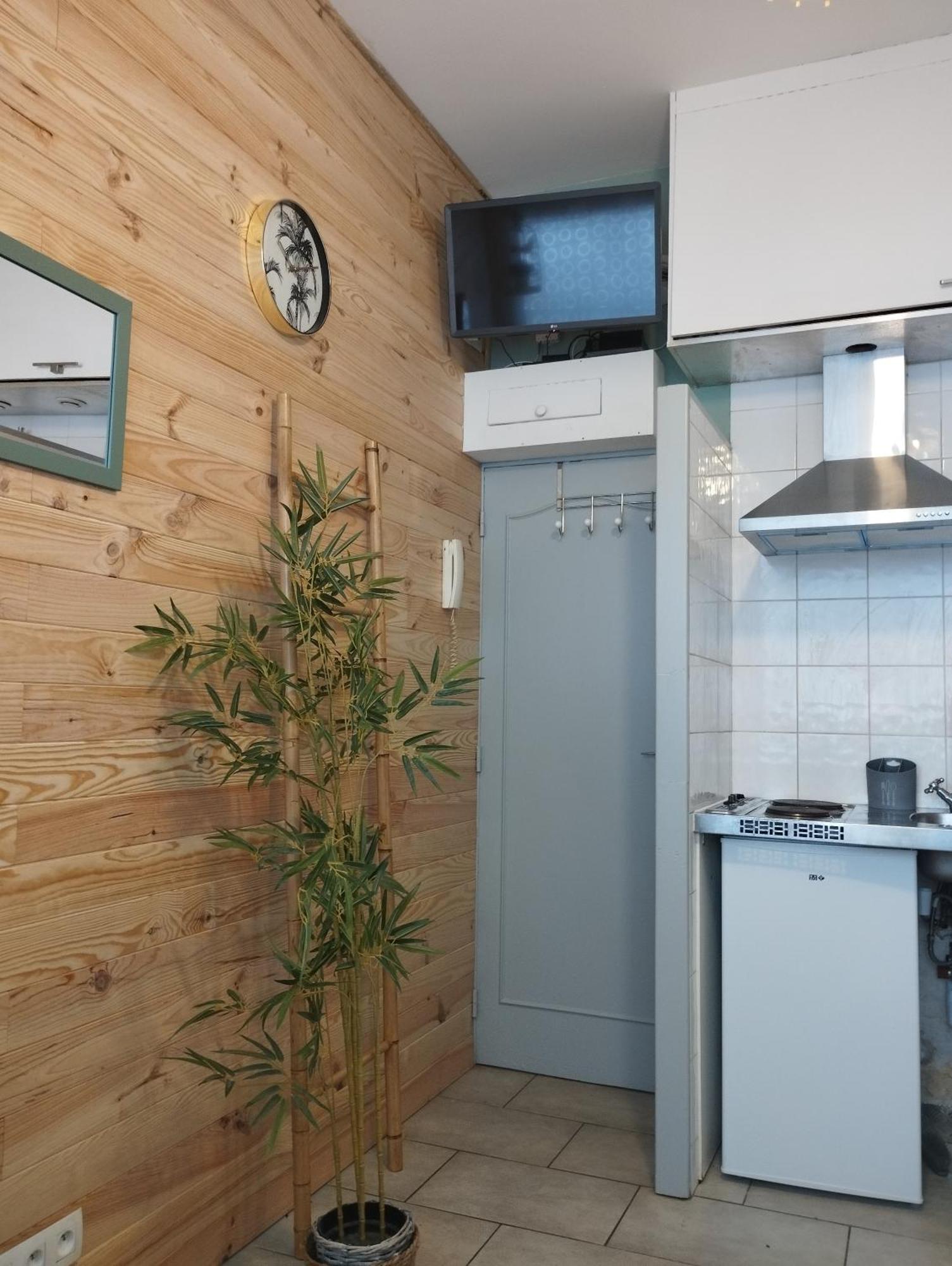 Chambrette Boulevard Des Pyrenees Hypercentre 10M Carre Wc Sur Le Palier, Porte40 По Екстериор снимка